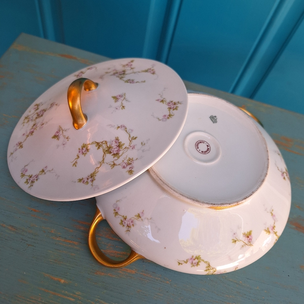 Limoges France Serving Bowl with Lid Pink Roses Gold Leaf Casserole Dish - Picture 5 of 15
